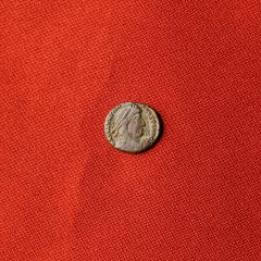Monedă romană de bronz Valentinianus I